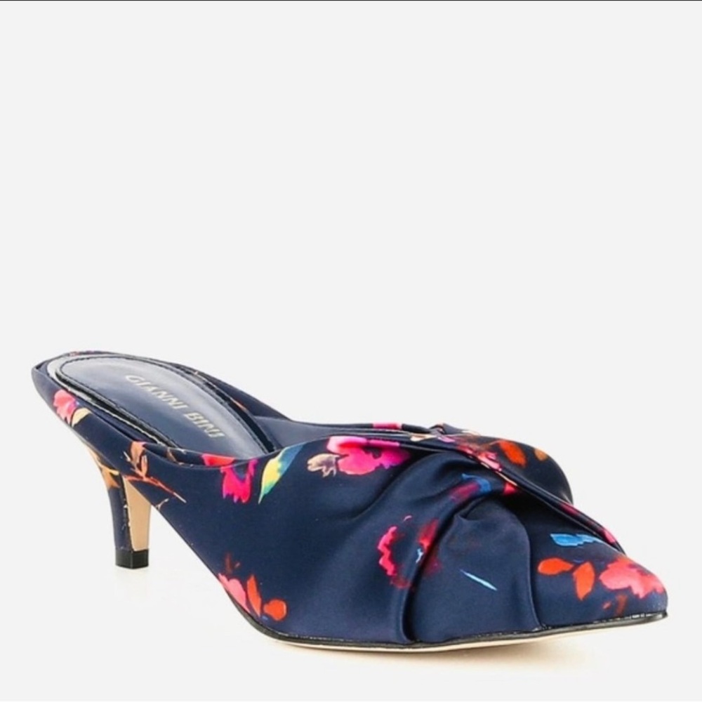 GIANNI BINI NWT Pink Red & Navy Blue Floral Print Heels – Size 7